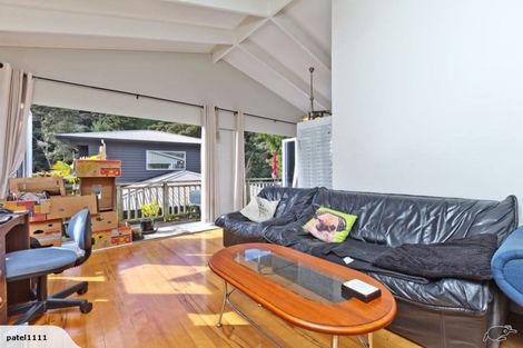 Photo of property in 74 Eskdale Road, Birkdale, Auckland, 0626