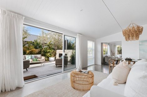 Photo of property in 55 Awatira Drive, Papamoa Beach, Papamoa, 3118