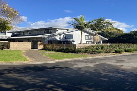Photo of property in 24a/30 Westward Ho, Glen Eden, Auckland, 0602