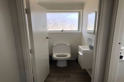 Photo of property in 7a La Perouse Street, Botany Downs, Auckland, 2010