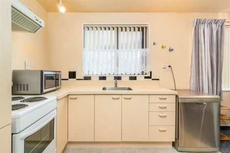 Photo of property in 3 Farm Lane, Parklands, Christchurch, 8083