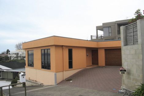 Photo of property in 4a Sixty Fifth Street, Hospital Hill, Napier, 4110