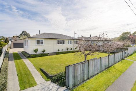 Photo of property in 126 High Street, Bulls, 4818