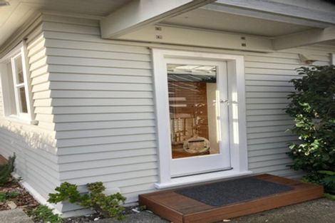 Photo of property in 14 Toru Road, Paraparaumu Beach, Paraparaumu, 5032