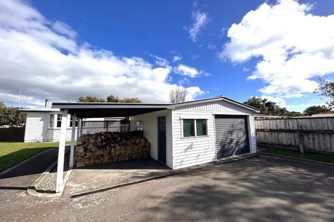 Photo of property in 76 Summerhill Drive, Fitzherbert, Palmerston North, 4410