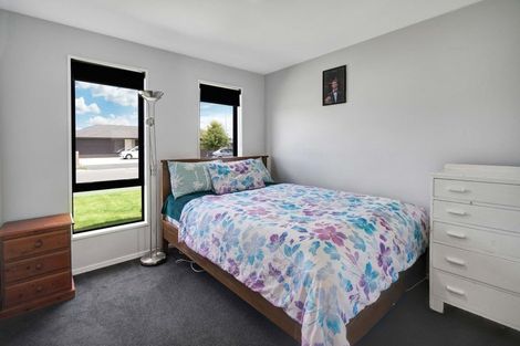 Photo of property in 40 Loch Tanna Way, Yaldhurst, Christchurch, 8042