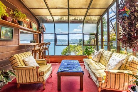 Photo of property in 321 Marine Drive, York Bay, Lower Hutt, 5013