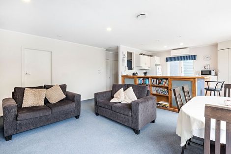 Photo of property in 7 Onslow Road, Khandallah, Wellington, 6035