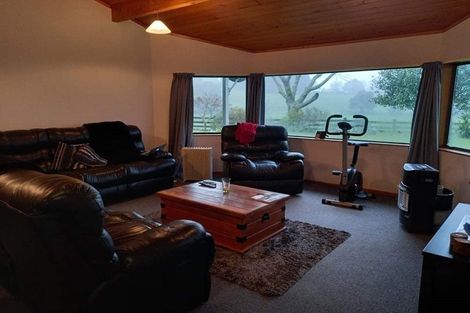 Photo of property in 80 Pataua Road North, Whareora, Whangarei, 0175