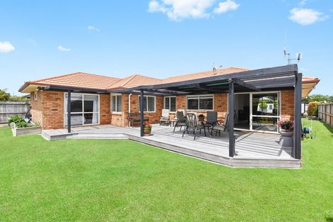 Photo of property in 14 Buckingham Place, Rototuna North, Hamilton, 3210