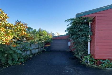 Photo of property in 2/133 Carnoustie Drive, Wattle Downs, Auckland, 2103