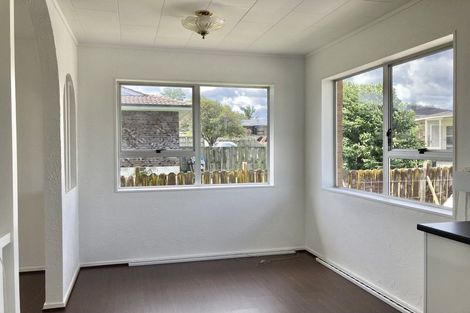 Photo of property in 1/43 Blacklock Avenue, Henderson, Auckland, 0612