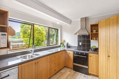 Photo of property in 14 Chilton Drive, Paraparaumu, 5032