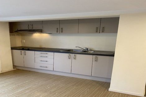 Photo of property in 1/288 East Coast Road, Forrest Hill, Auckland, 0620