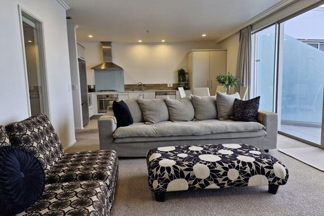 Photo of property in 2/51 Dive Crescent, Tauranga, 3110