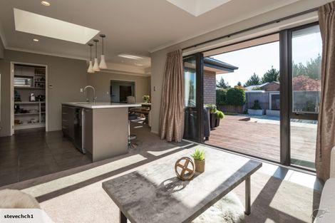 Photo of property in 3 Reka Street, Parklands, Christchurch, 8083