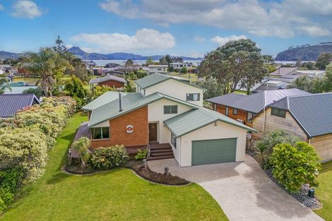 Photo of property in 7 Martin Place, Cooks Beach, Whitianga, 3591
