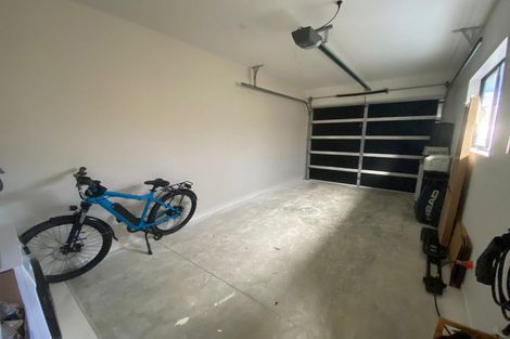 Photo of property in 30a Goodfellow Lane, Flat Bush, Auckland, 2019
