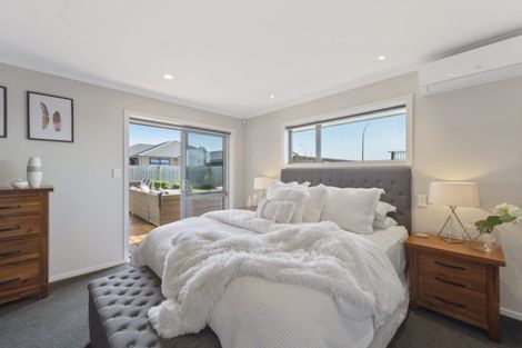 Photo of property in 22 Helen June Avenue, Flagstaff, Hamilton, 3210