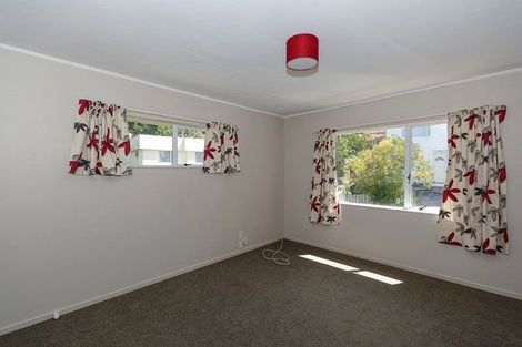 Photo of property in 28/24 Eastglen Road, Glen Eden, Auckland, 0602