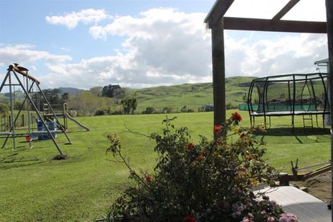 Photo of property in 212 Huarau Road, Whakapirau, Maungaturoto, 0583