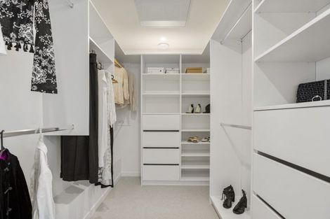 Photo of property in 6a Kohanga Road, Mangere Bridge, Auckland, 2022