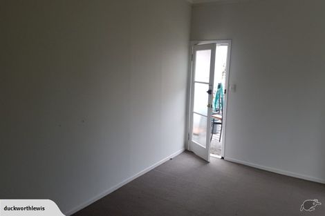 Photo of property in 11 Lawrence Street, Newtown, Wellington, 6021