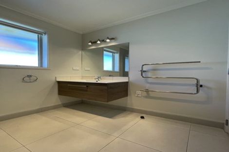 Photo of property in 450 Devonport Road, Tauranga South, Tauranga, 3112