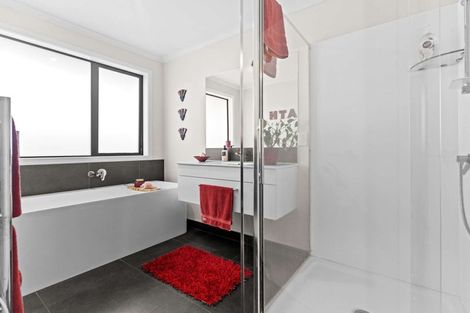 Photo of property in 32 Oak Ridge Drive, Te Awamutu, 3800