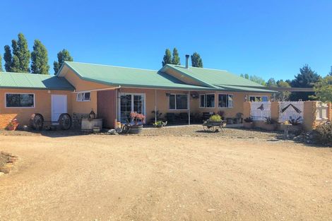 Photo of property in 123 Letts Gully Road, Alexandra, 9393