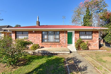 Photo of property in 4 Coles Place, Manurewa, Auckland, 2102