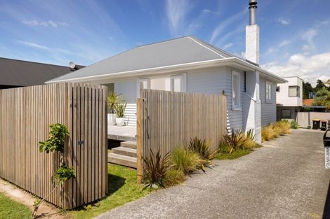 Photo of property in 4a Valley Road, Mount Maunganui, 3116