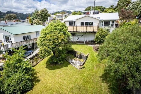 Photo of property in 82 Holborn Drive, Stokes Valley, Lower Hutt, 5019