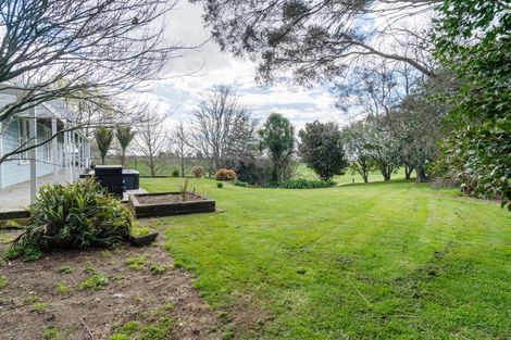 Photo of property in 95 Ohinepanea Road, Pukehina, Te Puke, 3186