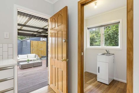 Photo of property in 63 Kervil Avenue, Te Atatu Peninsula, Auckland, 0610
