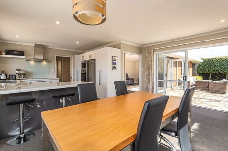 Photo of property in 46 Regency Crescent, Redwood, Christchurch, 8051