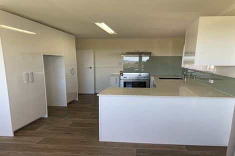 Photo of property in 4317 Great North Road, Glendene, Auckland, 0602