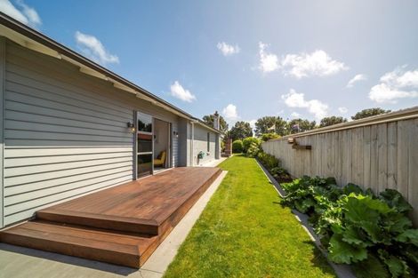 Photo of property in 1 Bell Street, Welbourn, New Plymouth, 4310