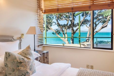 Photo of property in 2 Old Lake Road, Narrow Neck, Auckland, 0624