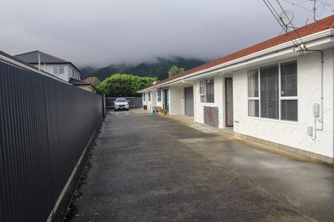 Photo of property in 2/43 Leighton Avenue, Waiwhetu, Lower Hutt, 5010
