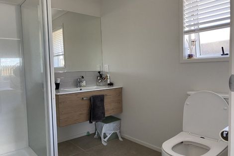 Photo of property in 16 Empire Crescent, Papamoa, 3118