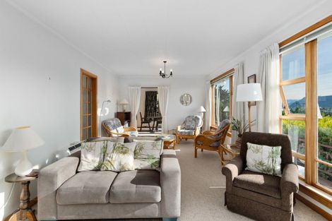 Photo of property in 9 Saint Ronans Road, Macandrew Bay, Dunedin, 9077