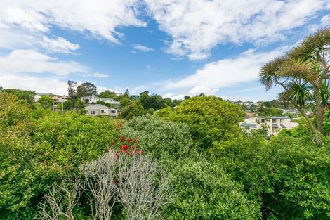 Photo of property in 165 Newlands Road, Newlands, Wellington, 6037