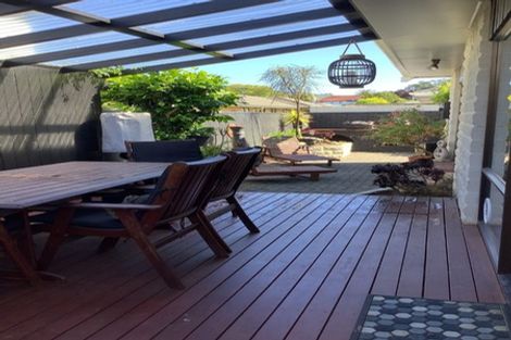 Photo of property in 14b Nikau Grove, Woburn, Lower Hutt, 5010