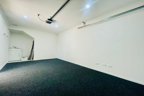 Photo of property in 8c Neems Place, Manurewa, Auckland, 2102