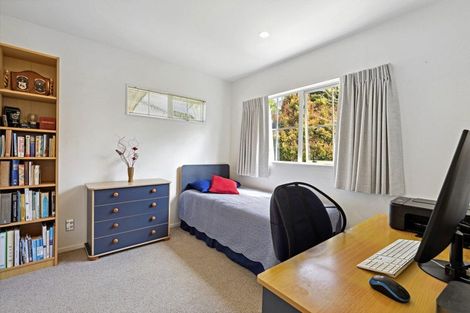 Photo of property in 3/24 Wernham Place, Northcote, Auckland, 0626