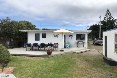 Photo of property in 29 Hunia Terrace, Himatangi Beach, Foxton, 4891