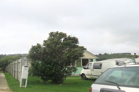 Photo of property in 7 Passive Grove, Ascot Park, Porirua, 5024
