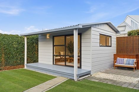 Photo of property in 6 Camelot Street, Ilam, Christchurch, 8041