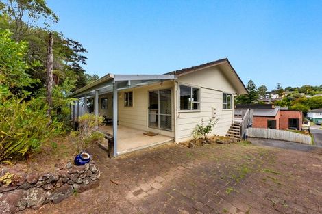 Photo of property in 75 Salamanca Road, Sunnynook, Auckland, 0620